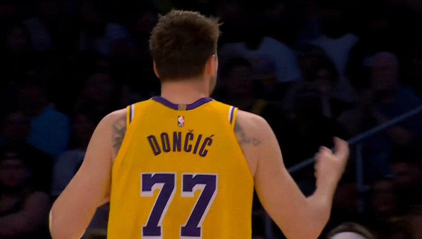 较上劲了！掘金轰7-0疯狂追分 东契奇詹姆斯也联手轰7-0湖人继续碾压