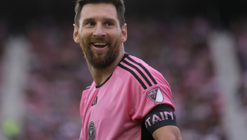 一场惨败让梅西被尬黑，23次丢失球权背后，藏着心酸和无奈