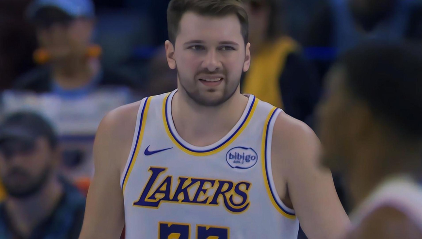 卢卡复出！东契奇回归首节连拿7分打停灰熊展现各种得分手段