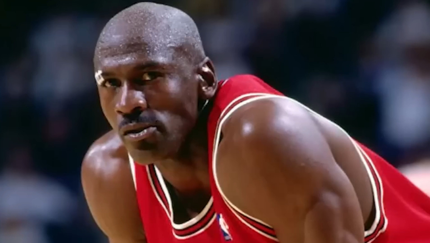 NBA漫谈｜乔丹职业生涯十大封神比赛：超越人类极限的时刻！