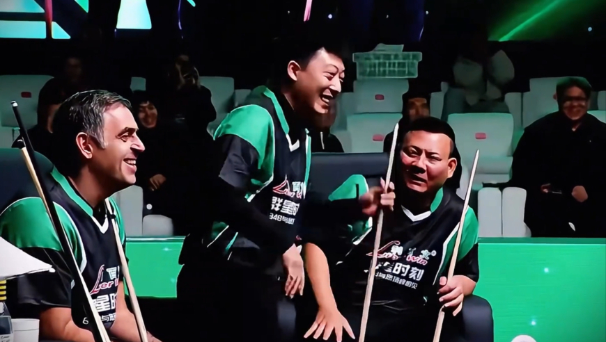 历史性时刻！奥沙利文跨界打中式，五个小迷弟圆梦成功