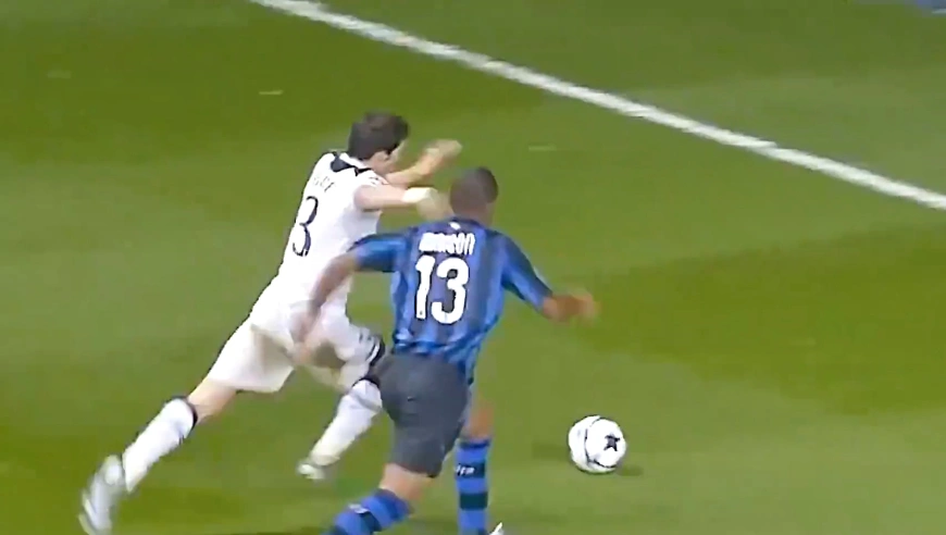 体坛记忆｜生吃国米，将世界第一右后卫拉下神坛，大圣贝尔成名曲！ 