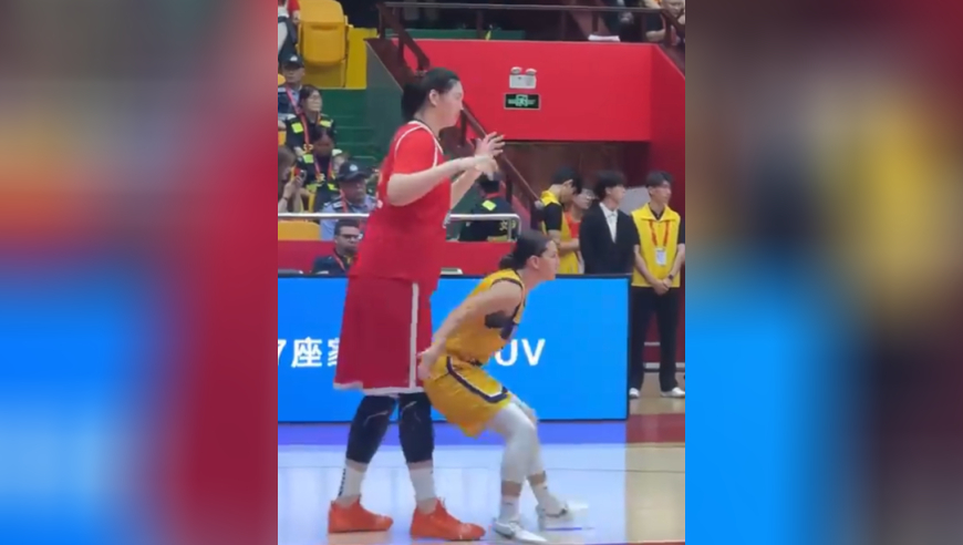 面对2米26中国姑娘，防不住根本防不住