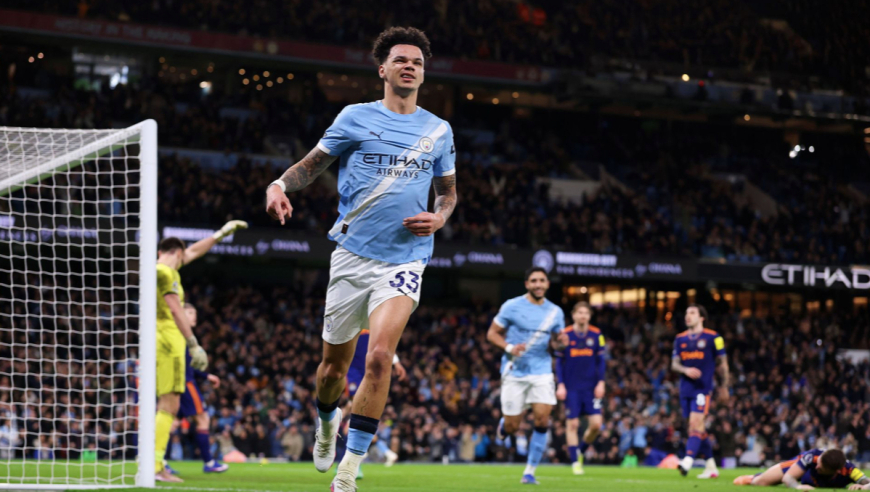 2-1力挫强敌！20岁小将爆发 12.9亿豪门3连胜 英超争冠形势又生变