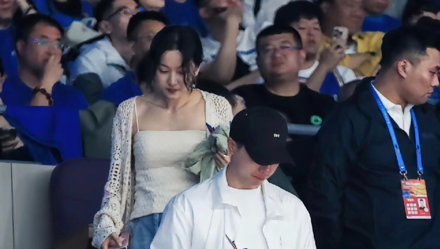 好甜蜜！马龙与妻子合唱修炼爱情，夏露侧脸绝了，林俊杰现场祝福
