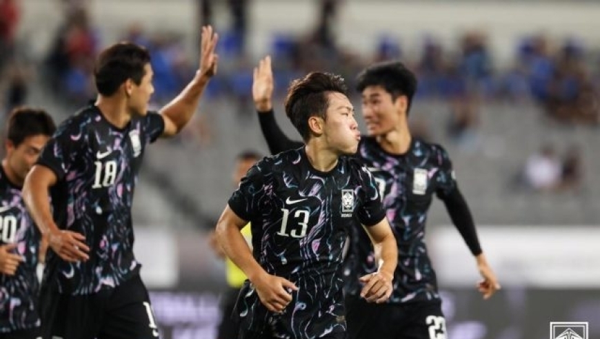 中国香港0-2韩国！末战或破14连败魔咒，媒体人：国足有可能翻船