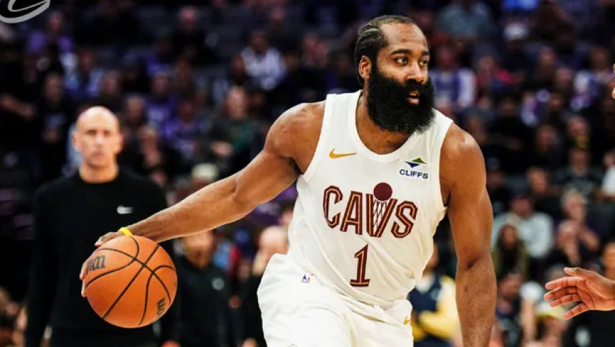 哈登骑士首秀：末节爆发15分&关键三分助队取胜，23+8开启骑士生涯 | 查克解析