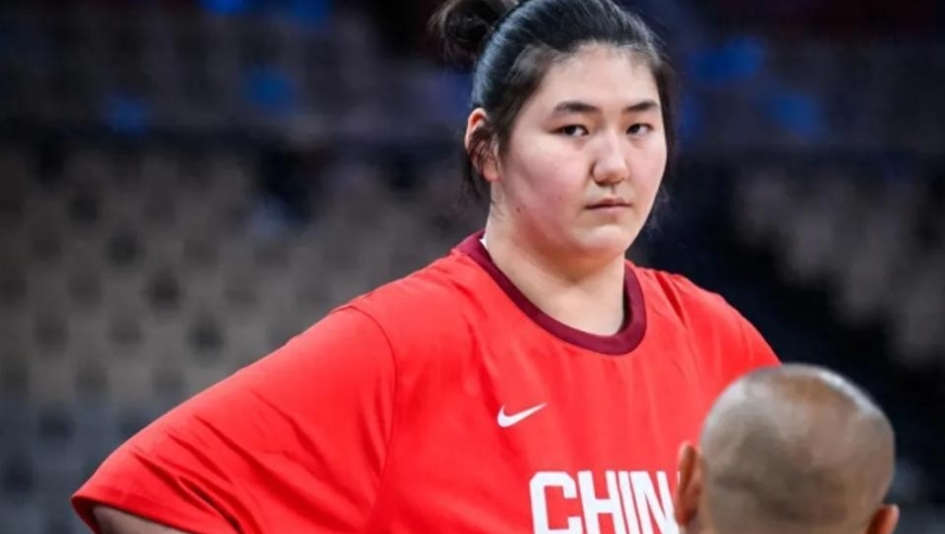 18岁的“女姚明”新赛季居然无球可打，这到底是怎么回事？
