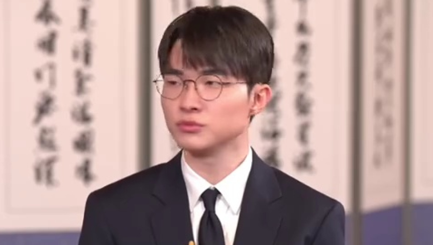 韩国总理与Faker对谈，Faker认为韩国游戏缺乏新意，很难答应自己的孩子当职业选手