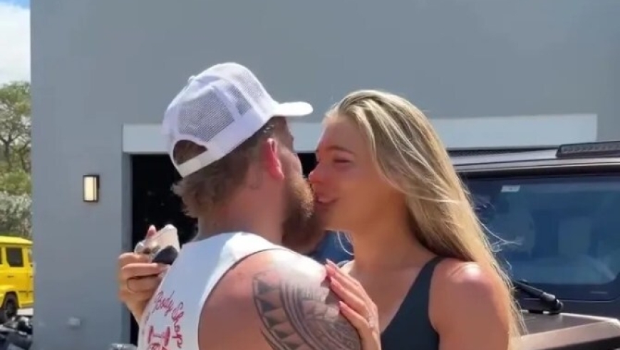 杰克&middot;保罗化身宠妻狂魔！未婚妻冬奥夺金，反手送40万镑豪车