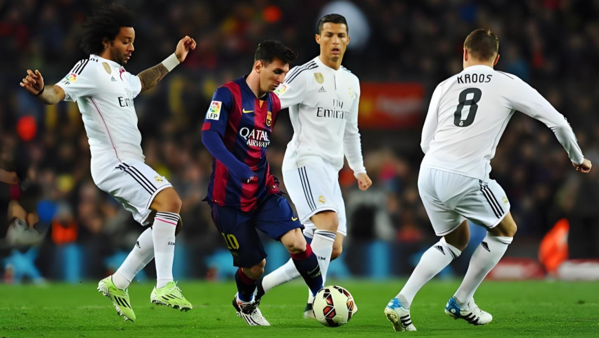 重现经典巅峰对决，大罗现身看台，梅西绝杀永载足坛史册｜体坛记忆