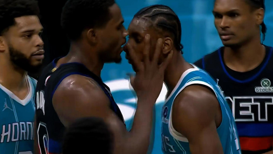 打群架了！活塞黄蜂爆发大规模冲突 斯图尔特冲到场内乱作一团