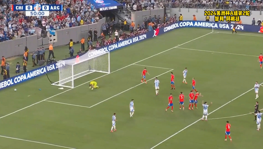 体坛记忆 | 美洲杯：阿根廷1-0智利，劳塔罗绝杀+失良机，大马丁力挽狂澜