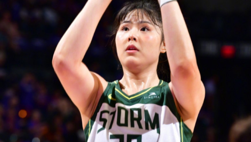 WNBA：李月汝申请交易后首战2分 连3场不到6分钟风暴大胜