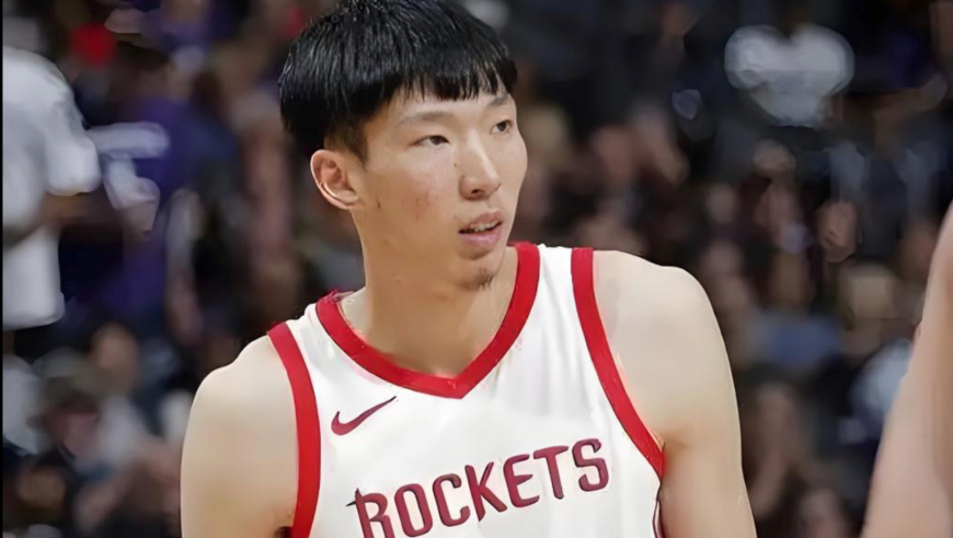 不比哈腾差！周琦火箭高光时刻：连送火锅镇守篮下