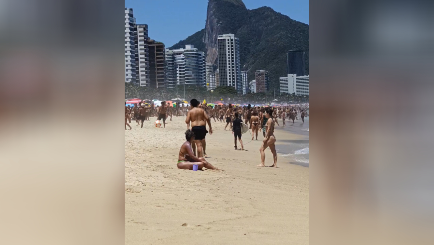 为什么巴西可以五夺世界杯？看看他们的沙滩就知道了！