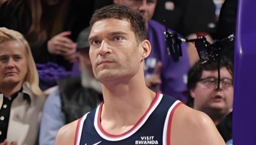 赛季最佳一战！快船大洛佩兹vs开拓者半场19分全过程：命中5记三分