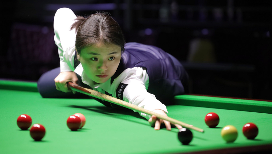 再添一冠 白雨露5-1力克吴安仪 强势夺冠